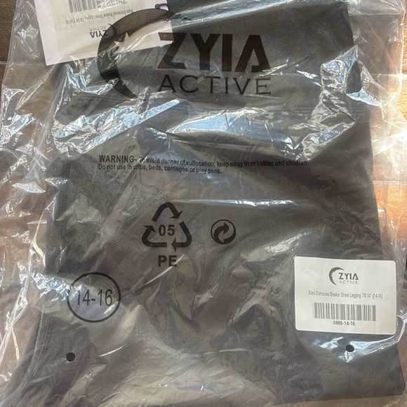 Zyia Distressed Bleeker Street Hi-Rise Legging 7/8 24 Sz 4 - Picture 5 of 6